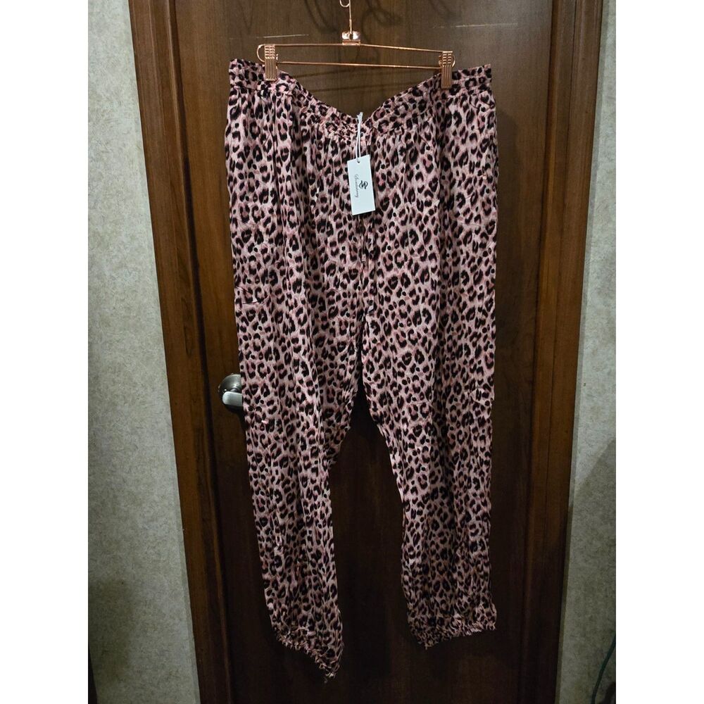 NWT Somlatrecy Jogger Pants Sz XXXL